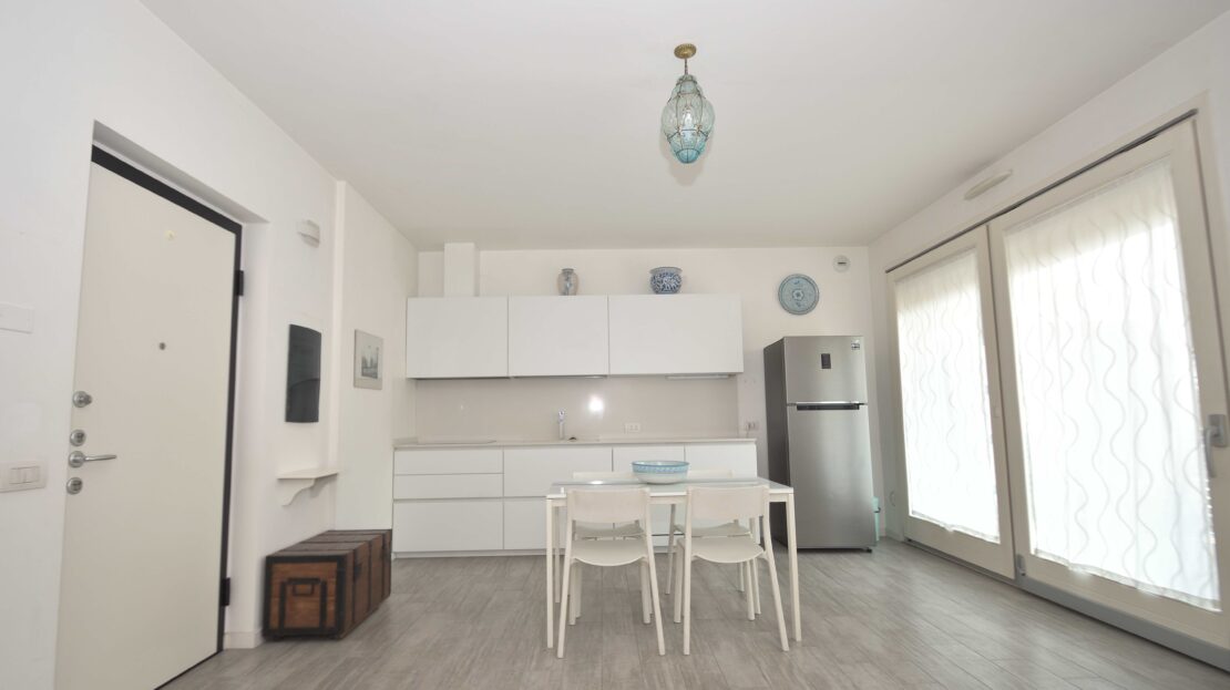 Appartamento trilocale in vendita a Pessano Con Bornago